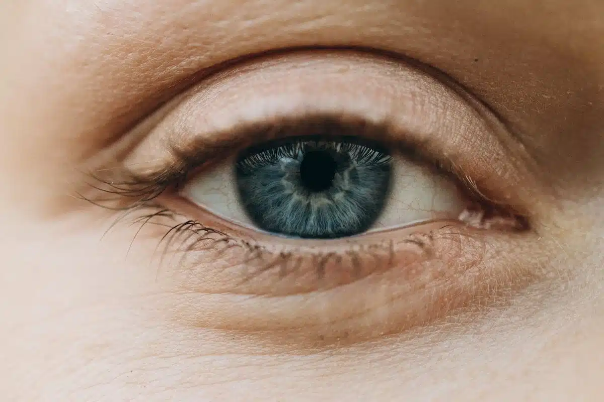 yeux  vieillissement