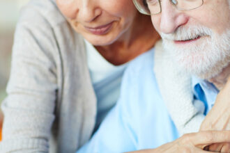 Mutuelle à la retraite : pourquoi choisir au bon moment fait toute la différence